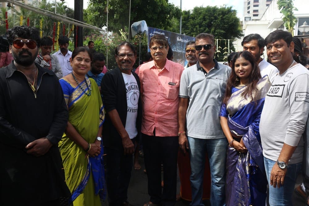 November Mazhaiyil Naanum Avalum Movie Pooja Stills (15)