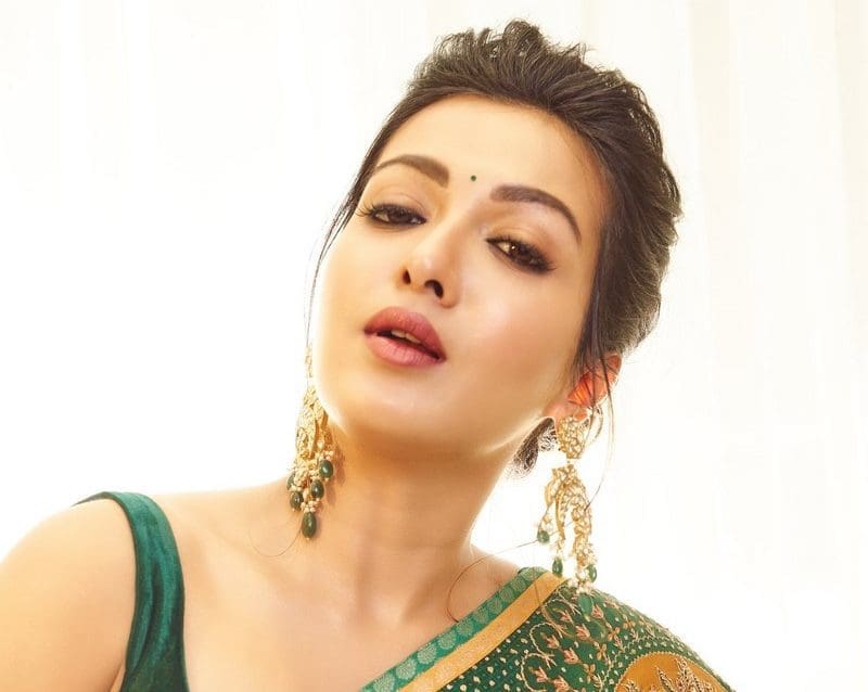 Actress Catherine Tresa New Stills