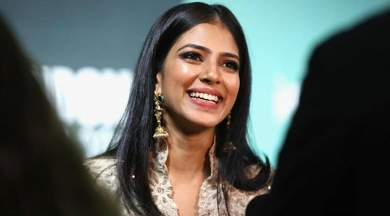malavika mohanan latest stills