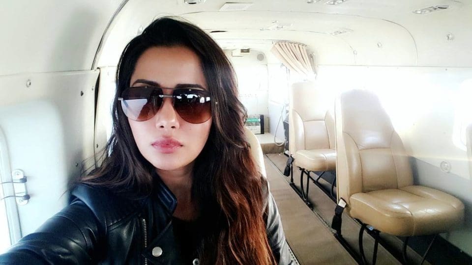Bigg Boss Raiza Photos :