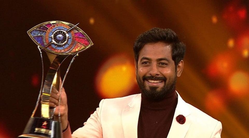 Actor Aari lifts Bigg Boss Tamil Season 4 trophy