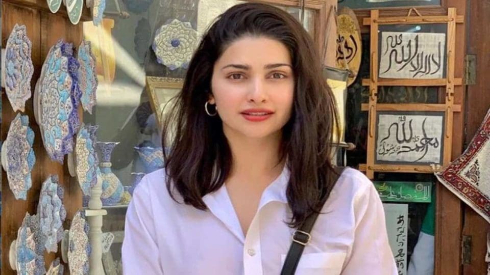 The director invited her to bed for the film opportunity - the famous actress complained