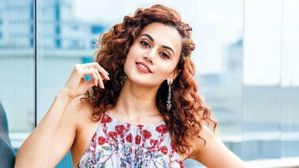 When to hold the hand of the lover - Taapsee Pannu