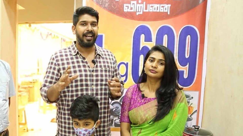 Amrutha Abishek Shopping at Velavan stores T Nagar