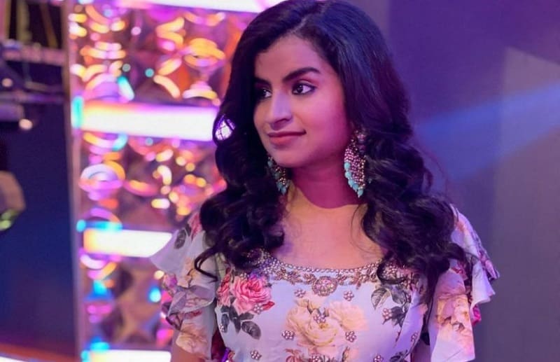 cook with comali shivangi dance video