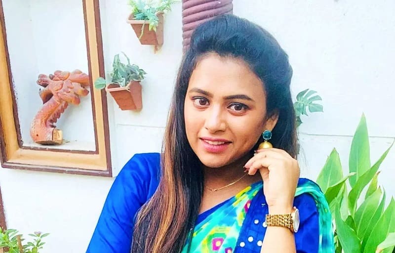 farina azad dance video