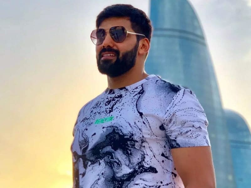 Arya in Captain Movie Update