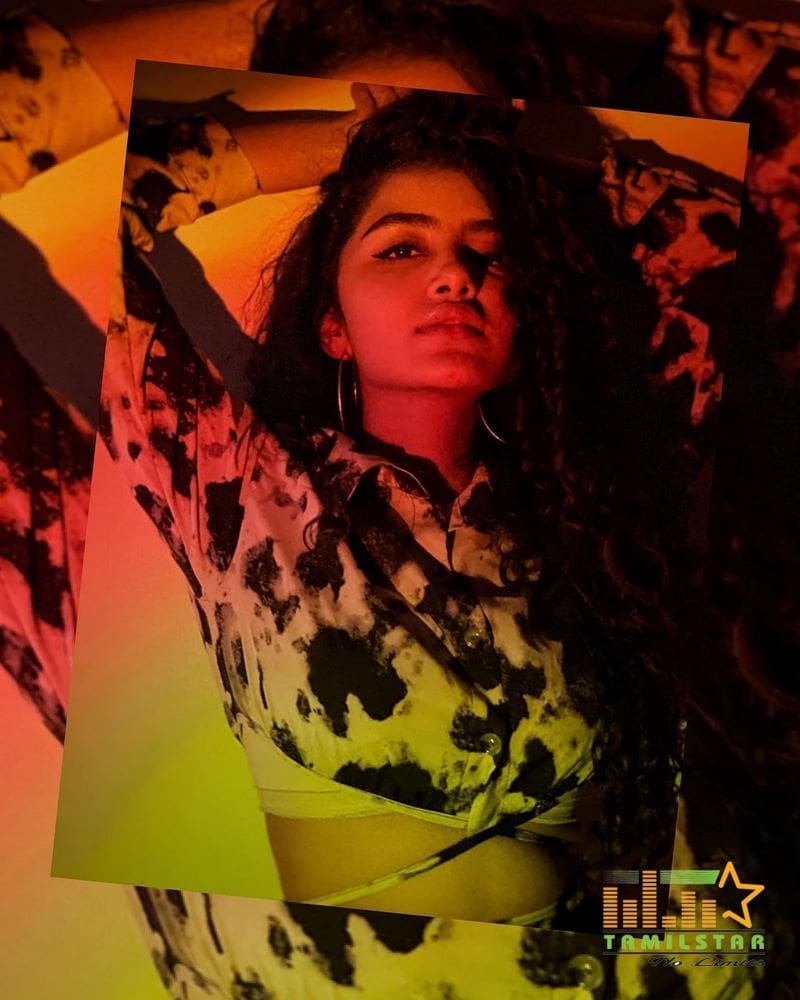 Anupama Parameswaran Beautiful Photos