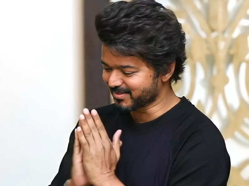 Thalapathy Vijay Apologies to People in Election Center