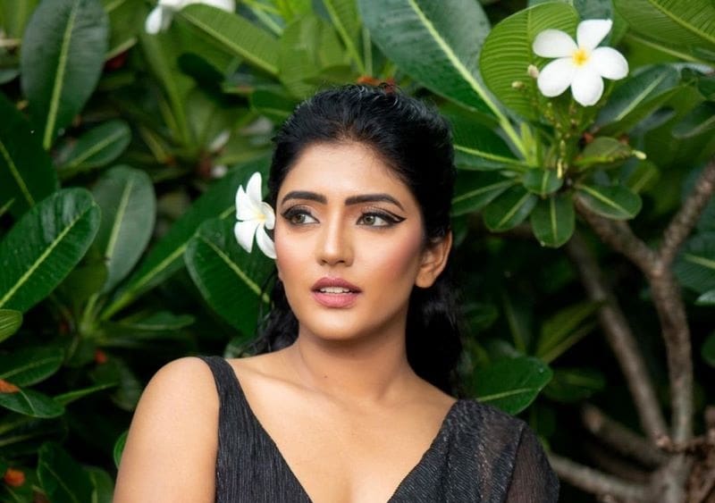 Actress Eesha Rebba Latest Photos