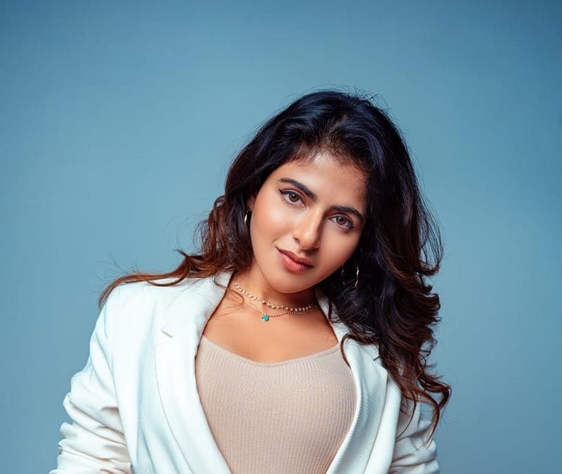 Actress Iswarya Menon Latest Photos