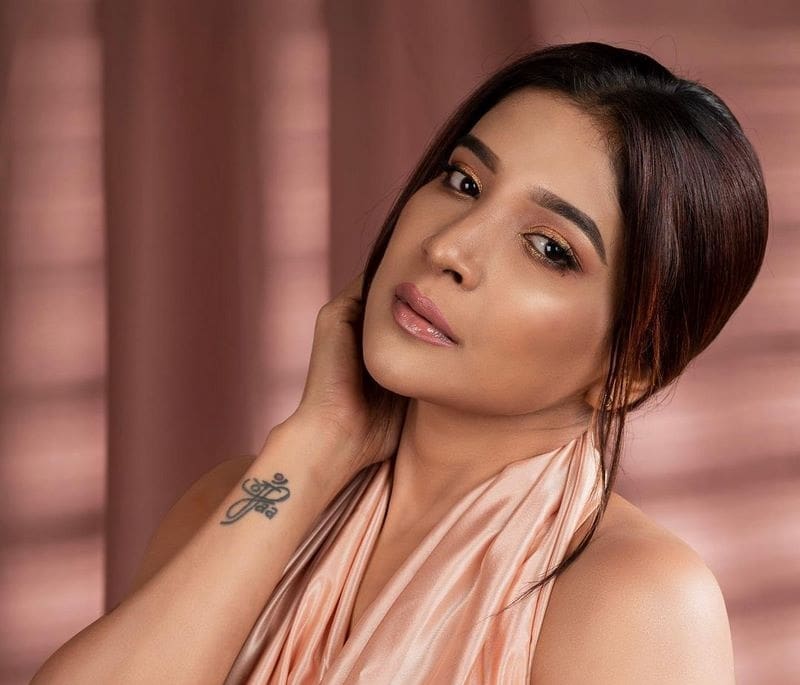 Actress Sakshi Agarwal Latest Photos