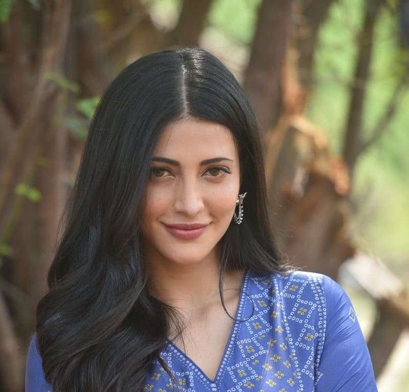 Actress Shruthi Haasan Latest Photos