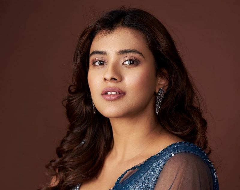 Actress Hebah Patel Latest Photos
