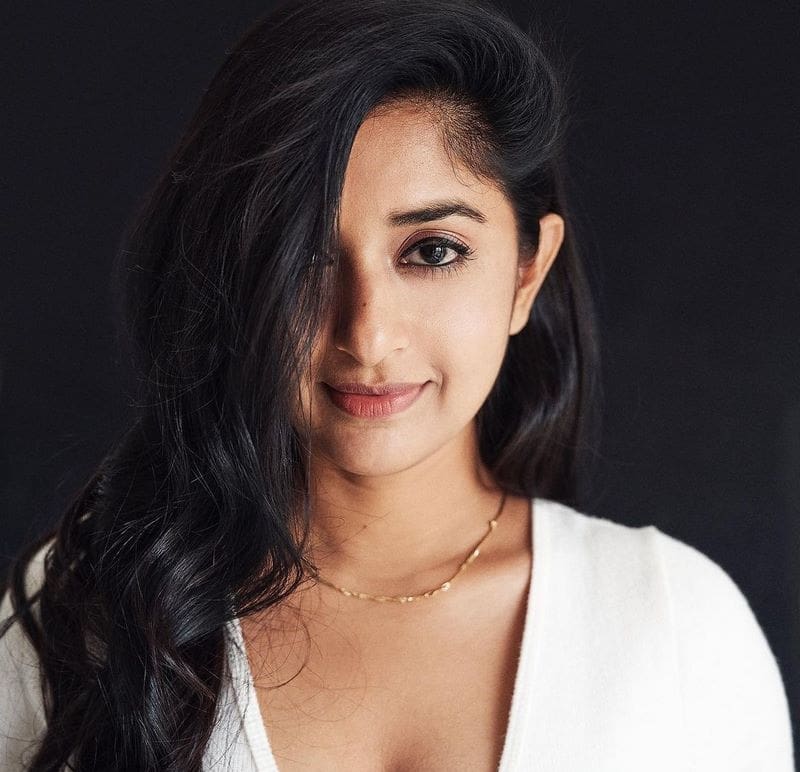 Actress Meera Jasmine Latest Photos