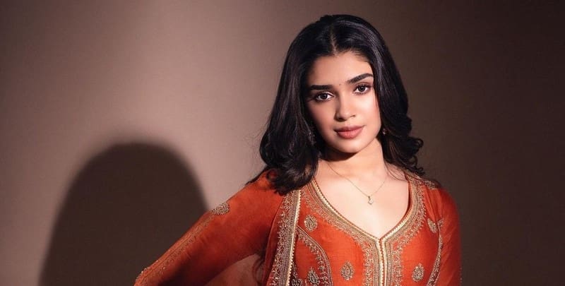 Actress Krithi Shetty Latest Photos