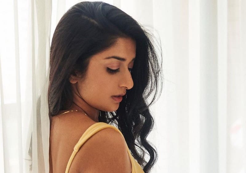 Actress Meera Jasmine Latest Photos