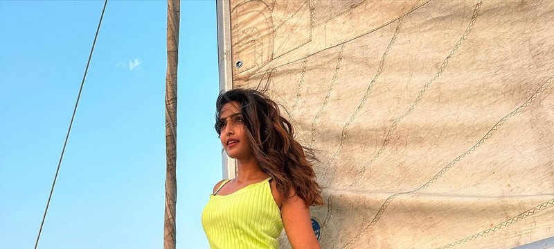 Actress Reba Monica John Latest Photos