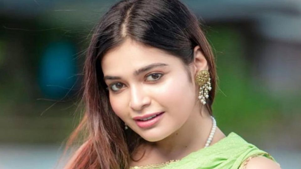 Dharsha Gupta Latest insta post trending viral