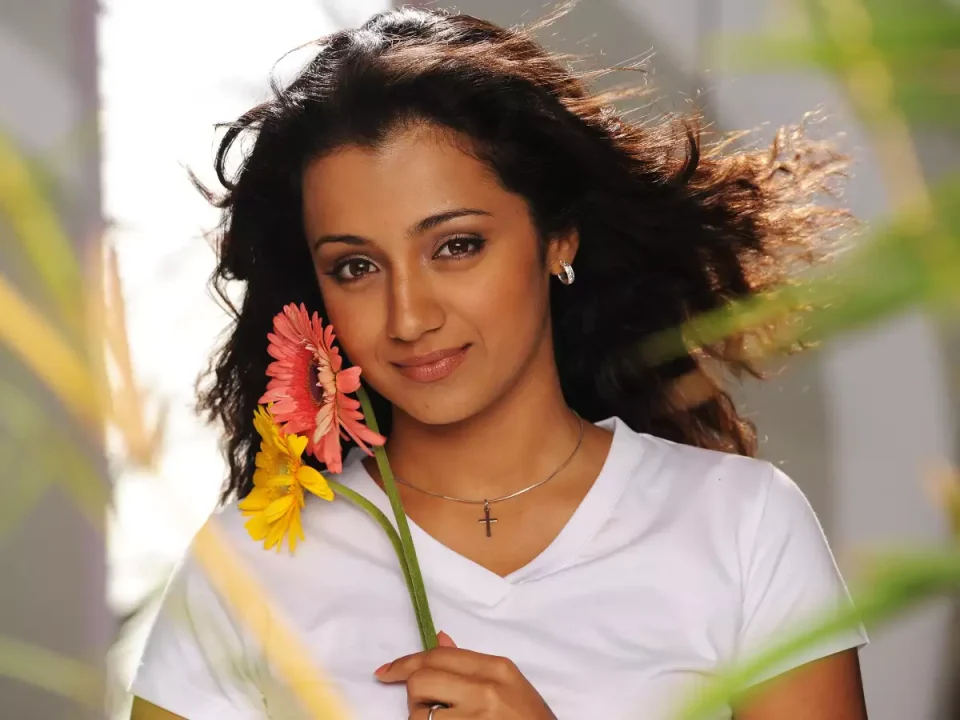 actress trisha from leo shooting spot photos update