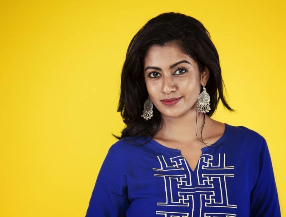 roshini-haripriyan-in-glamour-photos
