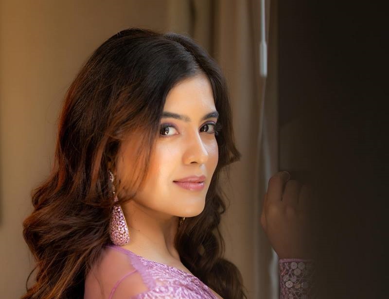 Actress Amritha Latest Photos