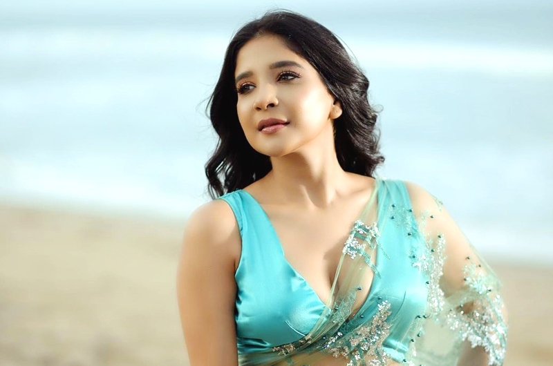 Sakshi Agarwal latest insta post