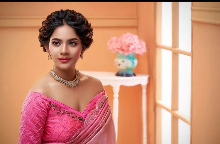 aishwarya-dutta-insta-photos