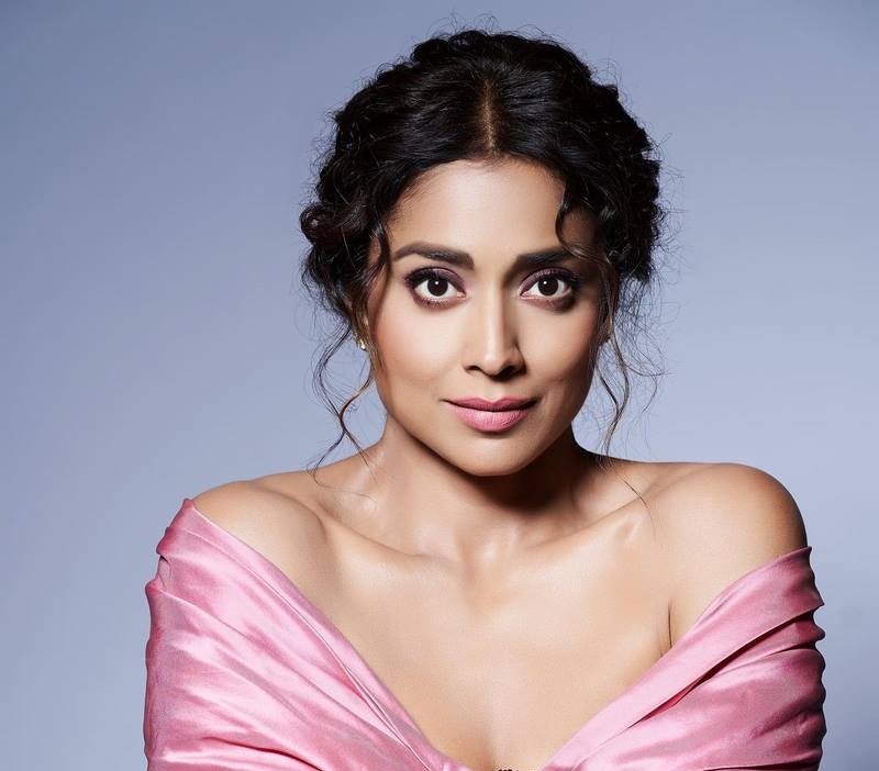 Actress ShriyaSaran Latest Photos