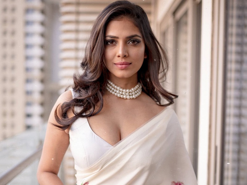 actress malavika mohanan latest insta post viral