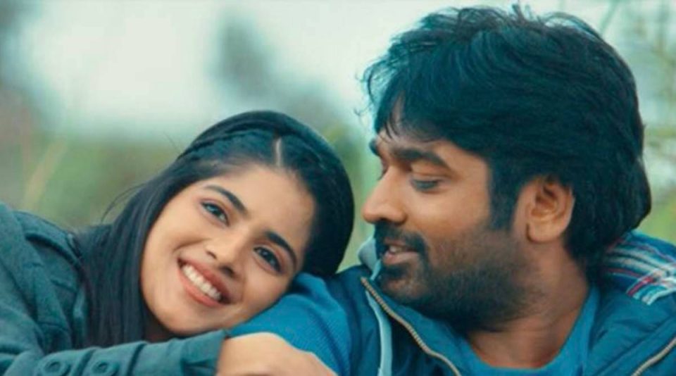yaadhum-oore-yaavarum-kelir movie review