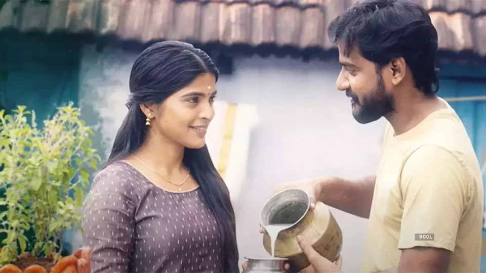 Azhagiya Kannae Movie Review