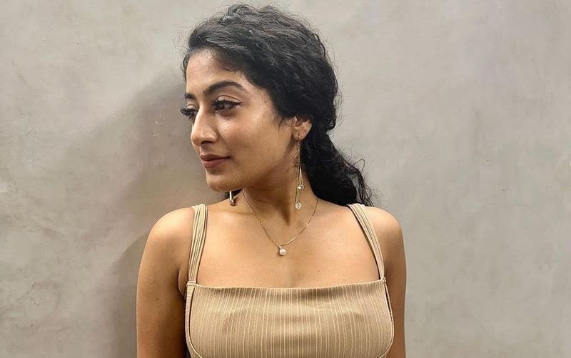 Actress AnjaliNair Latest Photos