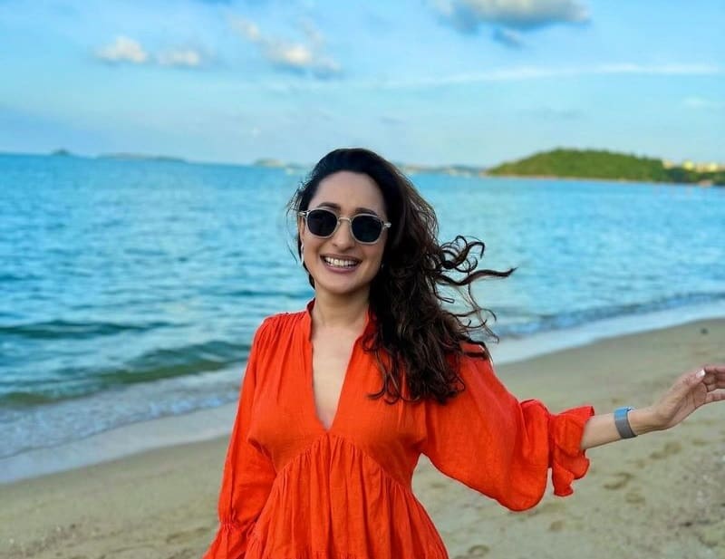Actress PragyaJasiswal Latest Photos