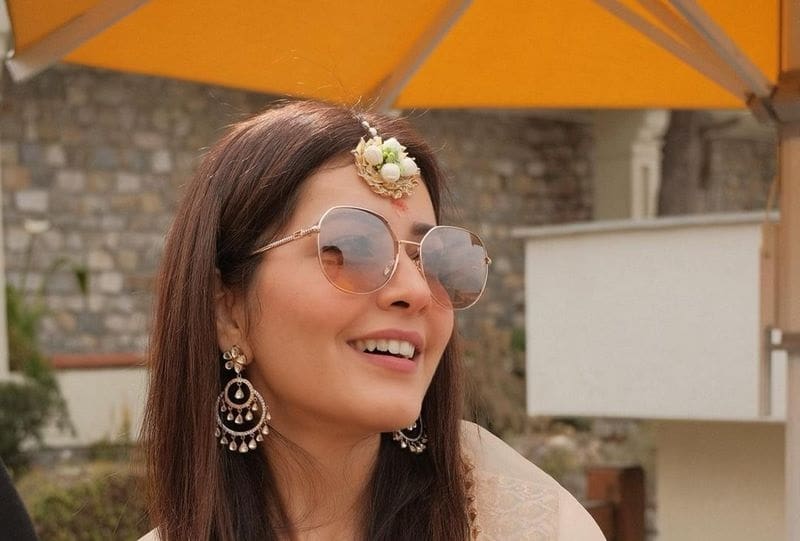 Actress Raashii Khanna Latest Photos