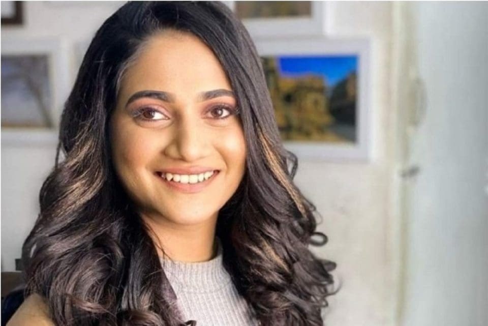 losliya latest photoshoot photos