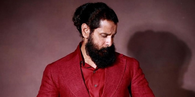 Do you know who is the director of Vikram's new film