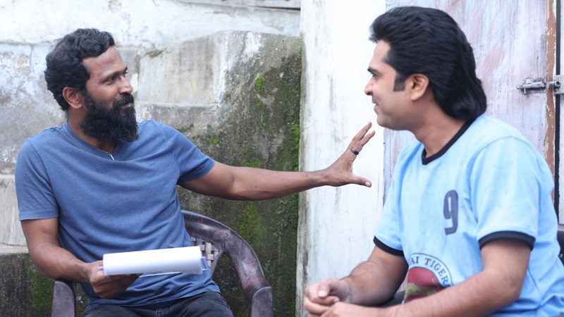 The shooting photos of Simbu's upcoming film 'Arasan' directed by Vetrimaaran have gone viral.