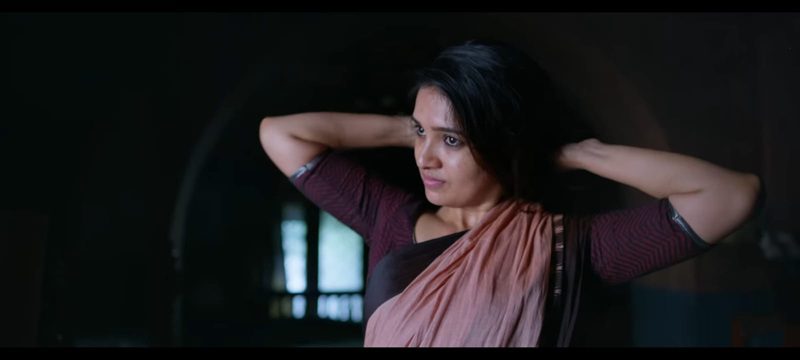 Atharva Murali plays two roles in 'Valai'...do you know what the story is?