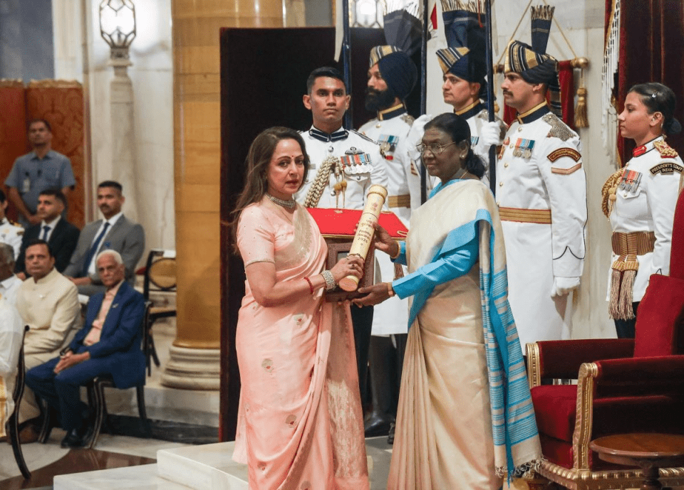 Dharmendra’s Padma Vibhushan Honour Leaves Family Emotional