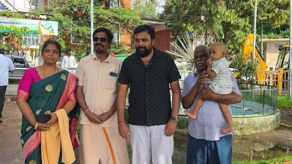 Sasikumar Overjoyed to See the Tree He Planted 8 Years Ago in Kodaikanal