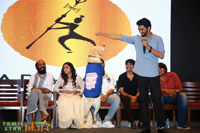 777-Charlie-Press-Meet-Stills-14