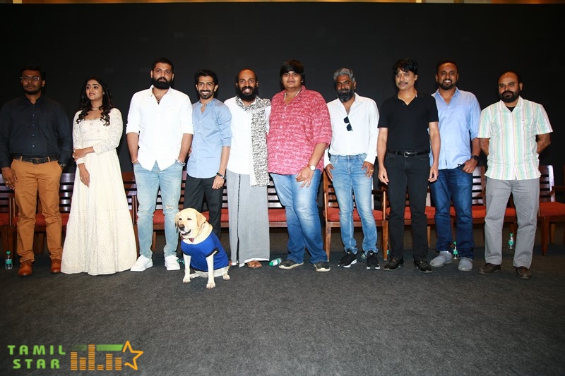 777-Charlie-Press-Meet-Stills-16