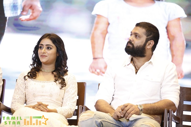 777-Charlie-Press-Meet-Stills-7