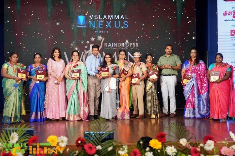 8th annual Raindropss Women Achievers Awards Photos (4)