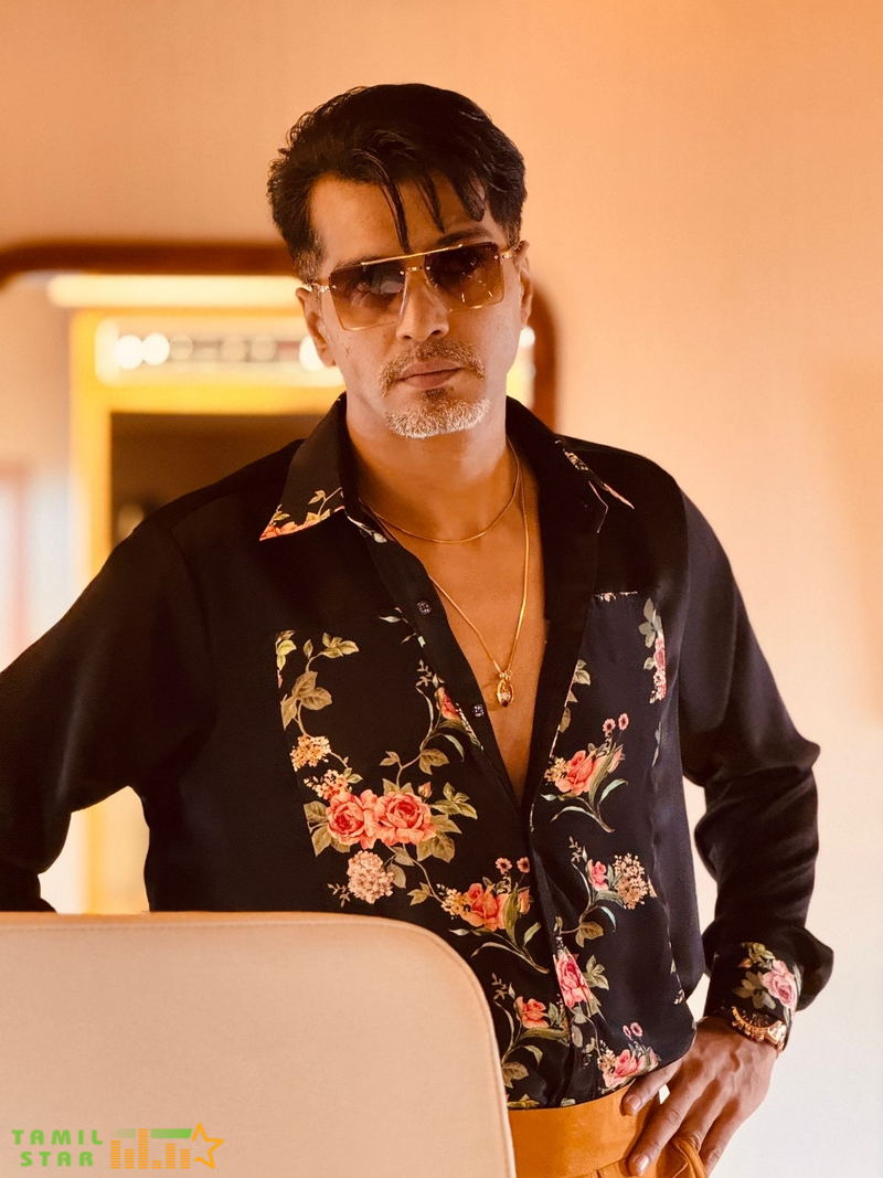 Actor-Vinay-Rai-Photos-12