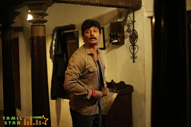 Actor Jiiva Latest Stills (1)