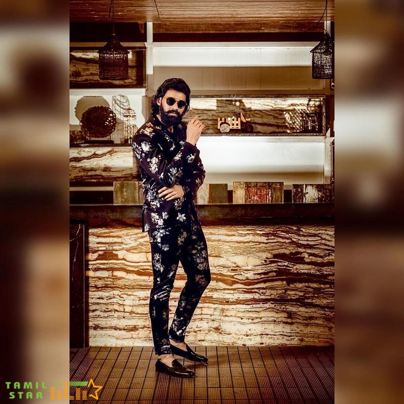 Actor Sai Srinivas Bellamkonda Photos (1)