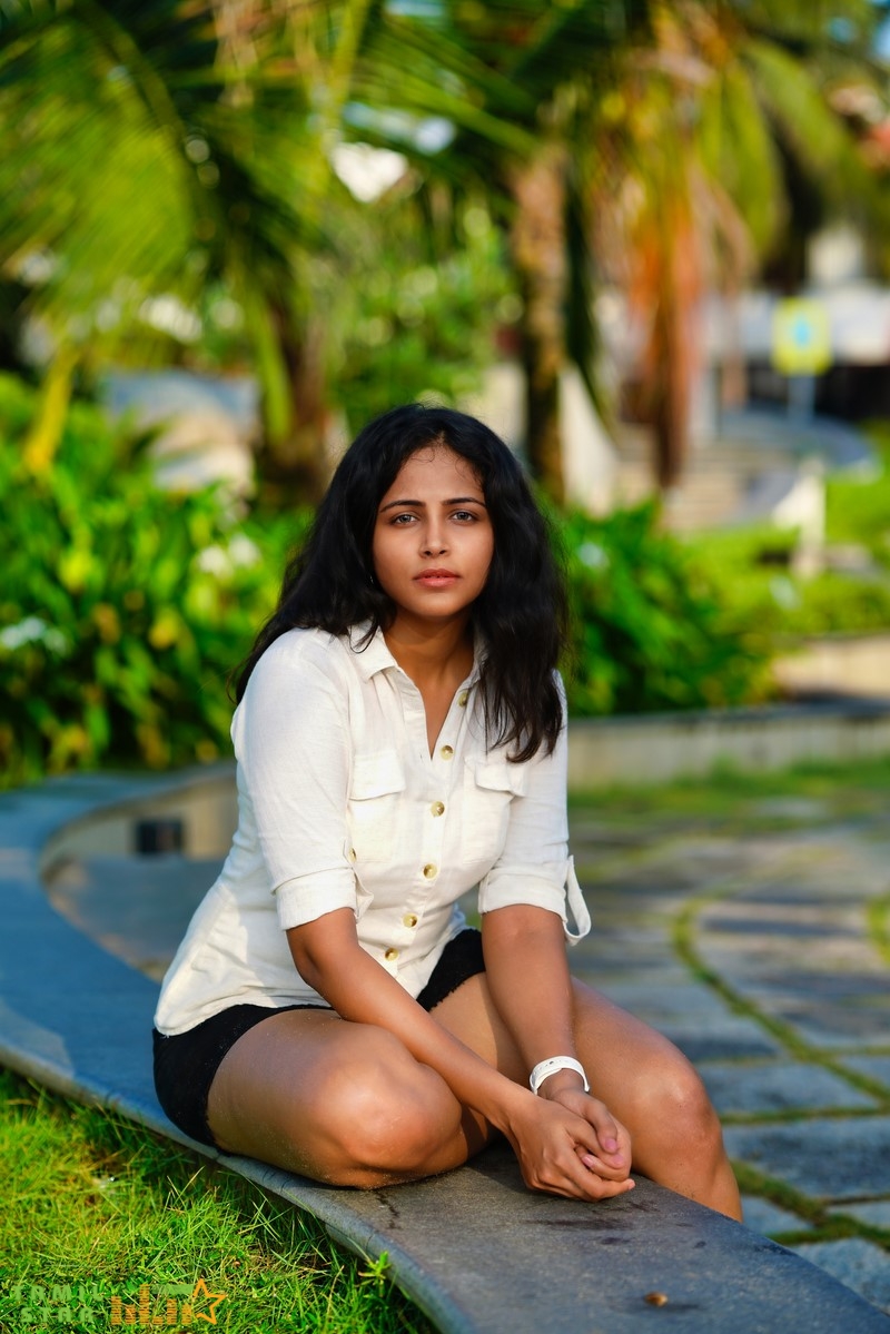 Actress-Subhiksha-Photos-3