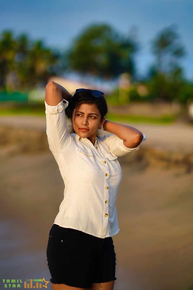 Actress-Subhiksha-Photos-7